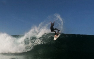  Surfing in Punta Mita 